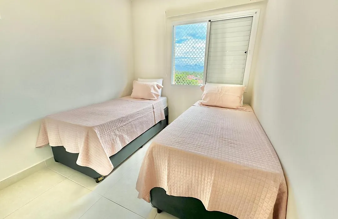 Apartamento Novo - 3 dormitórios - Praia da Riviera-1
